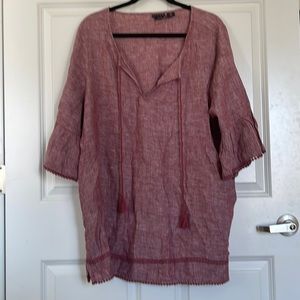 NWOT- 1X- Tahari 100% Linen Blouse with excellent detail at bottom & on sleeves